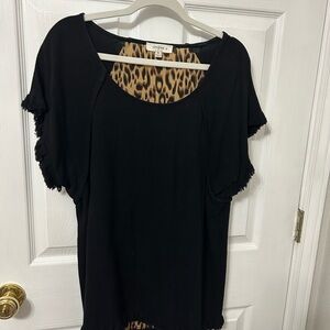 Umgee Black Relaxed Blouse with Brown Accents